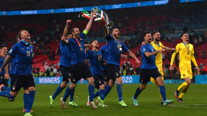 Giải vô địch EURO bóng đá có gì hay?
